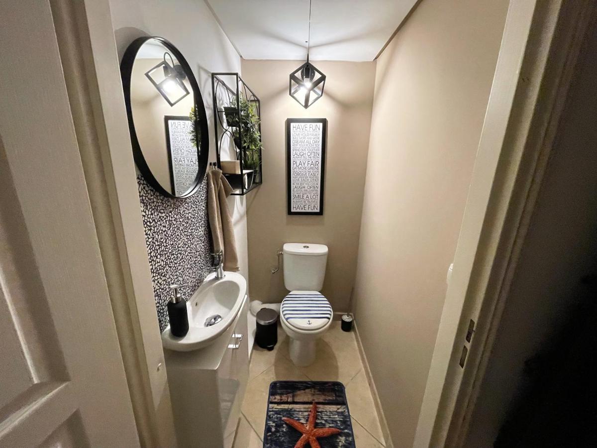 Feels Like Home Juan Flore - Air-Conditioned Furnished Apartment With Terrace & Parking アンティーブ エクステリア 写真