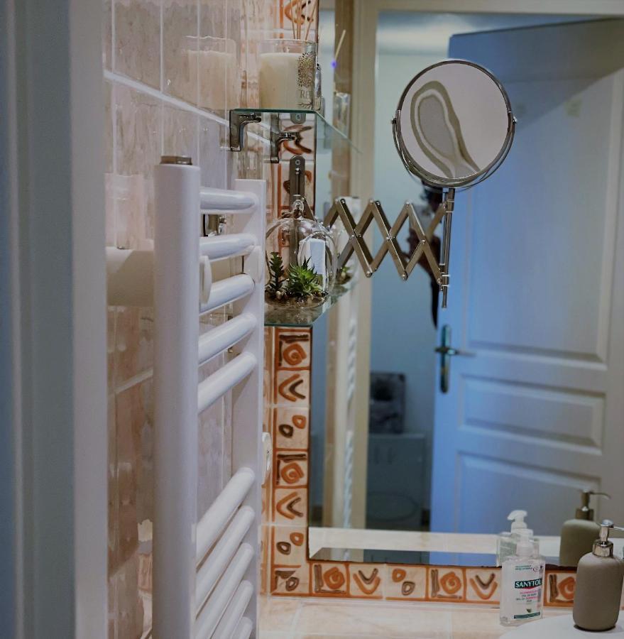 Feels Like Home Juan Flore - Air-Conditioned Furnished Apartment With Terrace & Parking アンティーブ エクステリア 写真